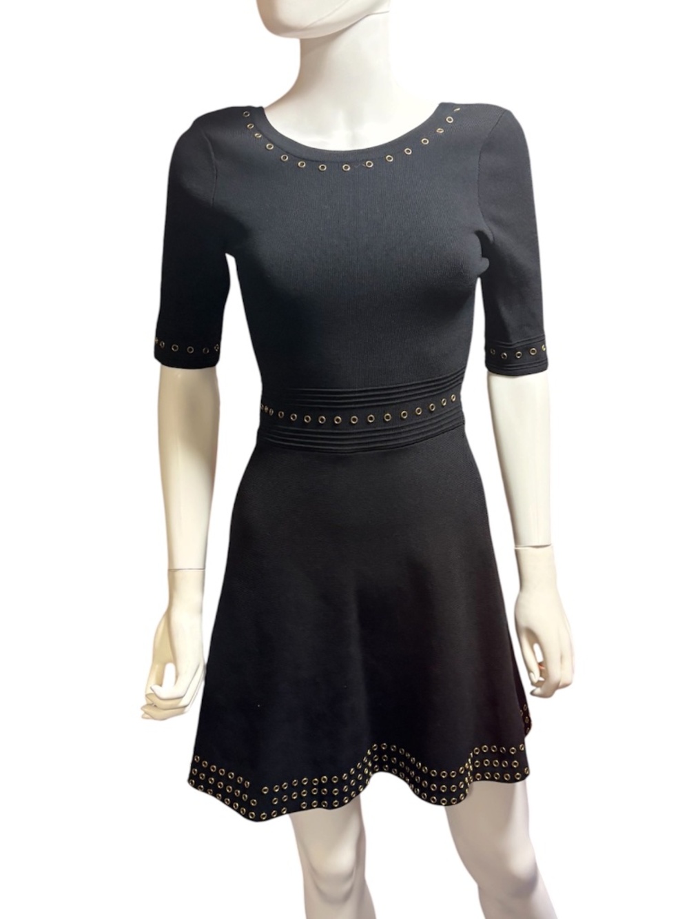 VALIANT Parias Ribbed Grommet Dress - S